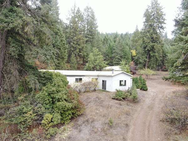 7.4 Acres of Residential Land with Home for Sale in Kettle Falls, Washington