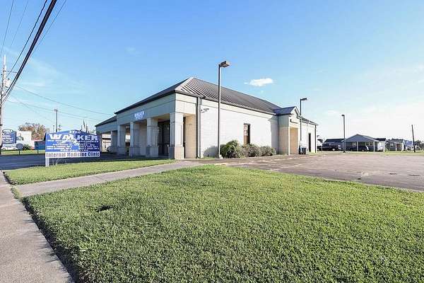 2 Acres of Improved Commercial Land for Sale in Raceland, Louisiana