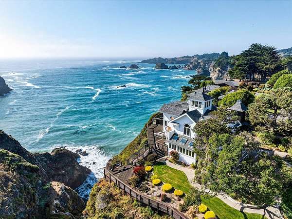 2.54 Acres of Improved Commercial Land for Sale in Elk, California