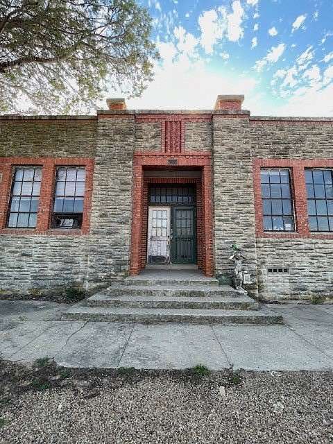 8.74 Acres of Land with Home for Sale in Decatur, Texas