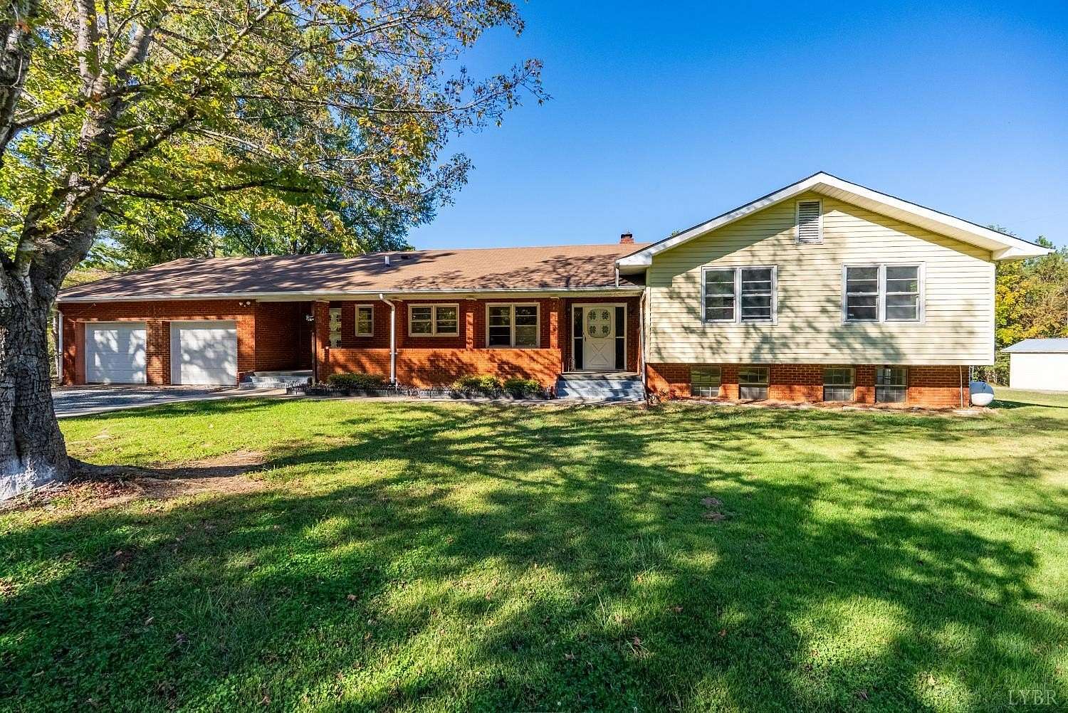 6.15 Acres of Residential Land with Home for Sale in Pamplin City, Virginia