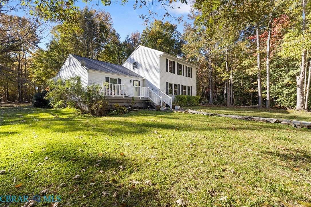 6.5 Acres of Residential Land with Home for Sale in North, Virginia