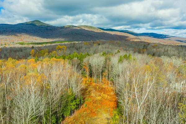 3.38 Acres of Residential Land for Sale in Wilmington, Vermont