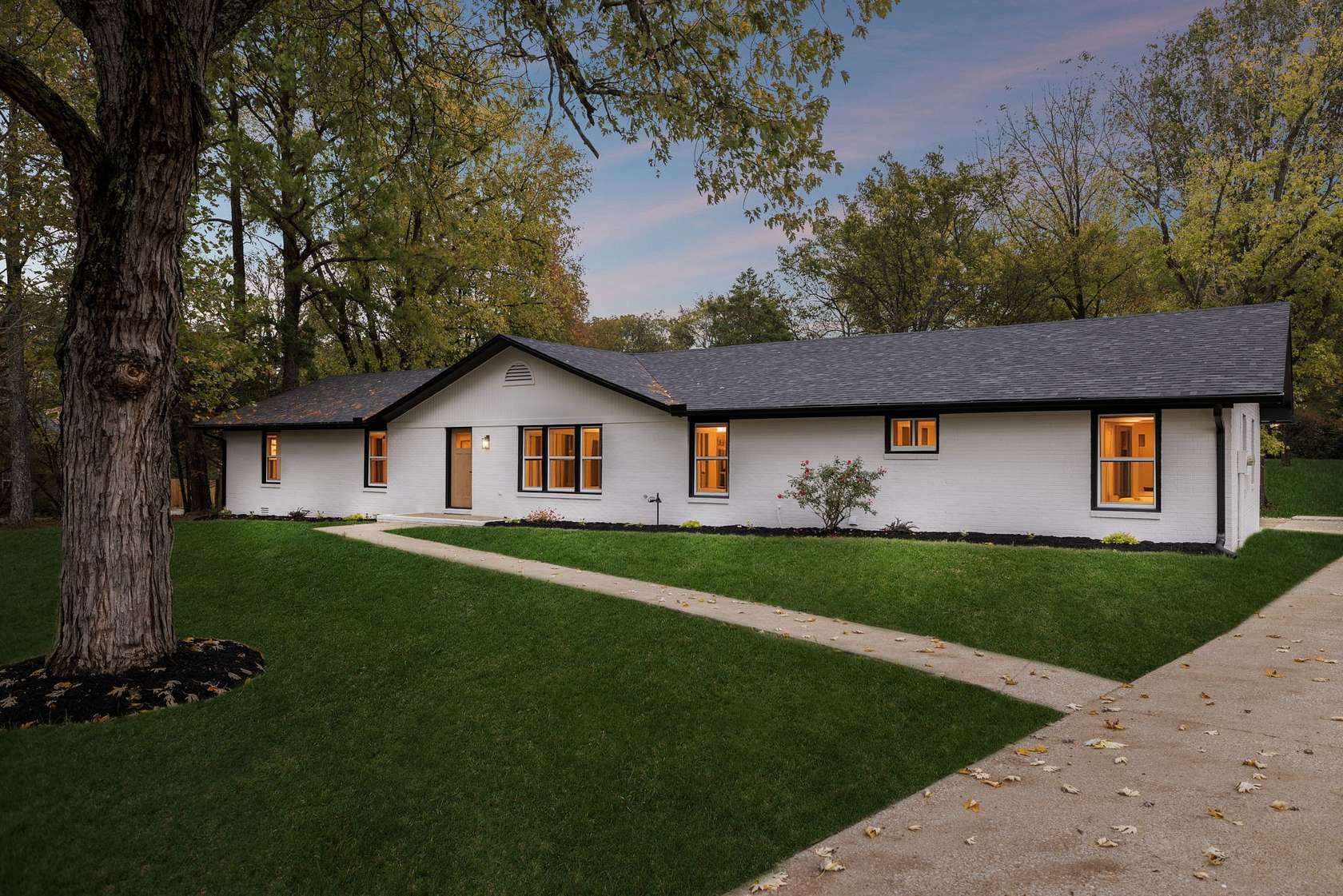 1.58 Acres of Residential Land with Home for Sale in Murfreesboro, Tennessee