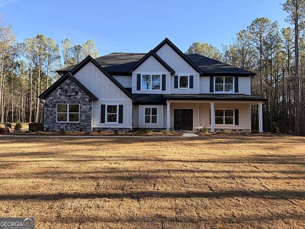 5 Acres of Residential Land with Home for Sale in Molena, Georgia