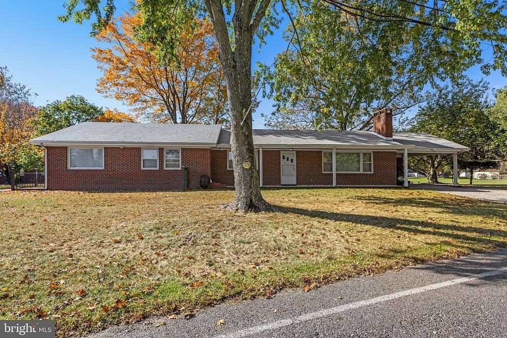 0.63 Acres of Residential Land with Home for Sale in Salem, New Jersey