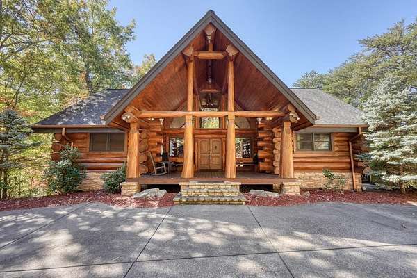 1.75 Acres of Residential Land with Home for Sale in Blue Ridge, Georgia