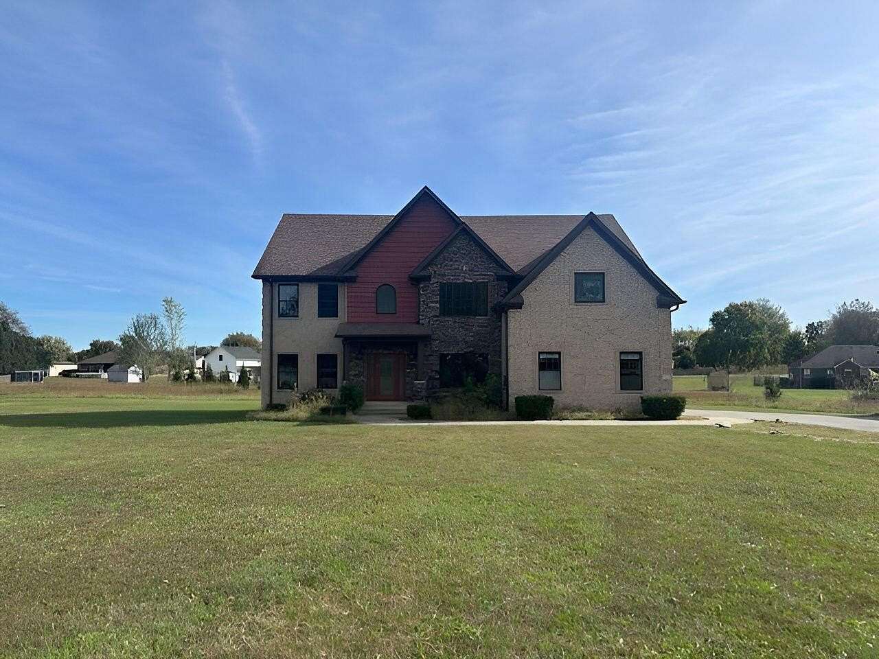 1.77 Acres of Residential Land with Home for Sale in Bowling Green, Kentucky