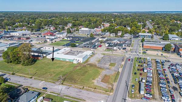 0.6 Acres of Commercial Land for Sale in Paducah, Kentucky
