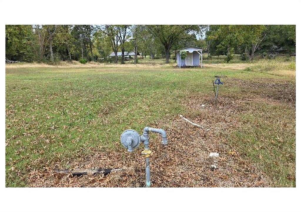 1 Acre of Residential Land for Sale in Lamar, Arkansas
