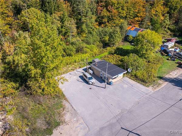0.34 Acres of Improved Commercial Land for Sale in Hinckley, New York