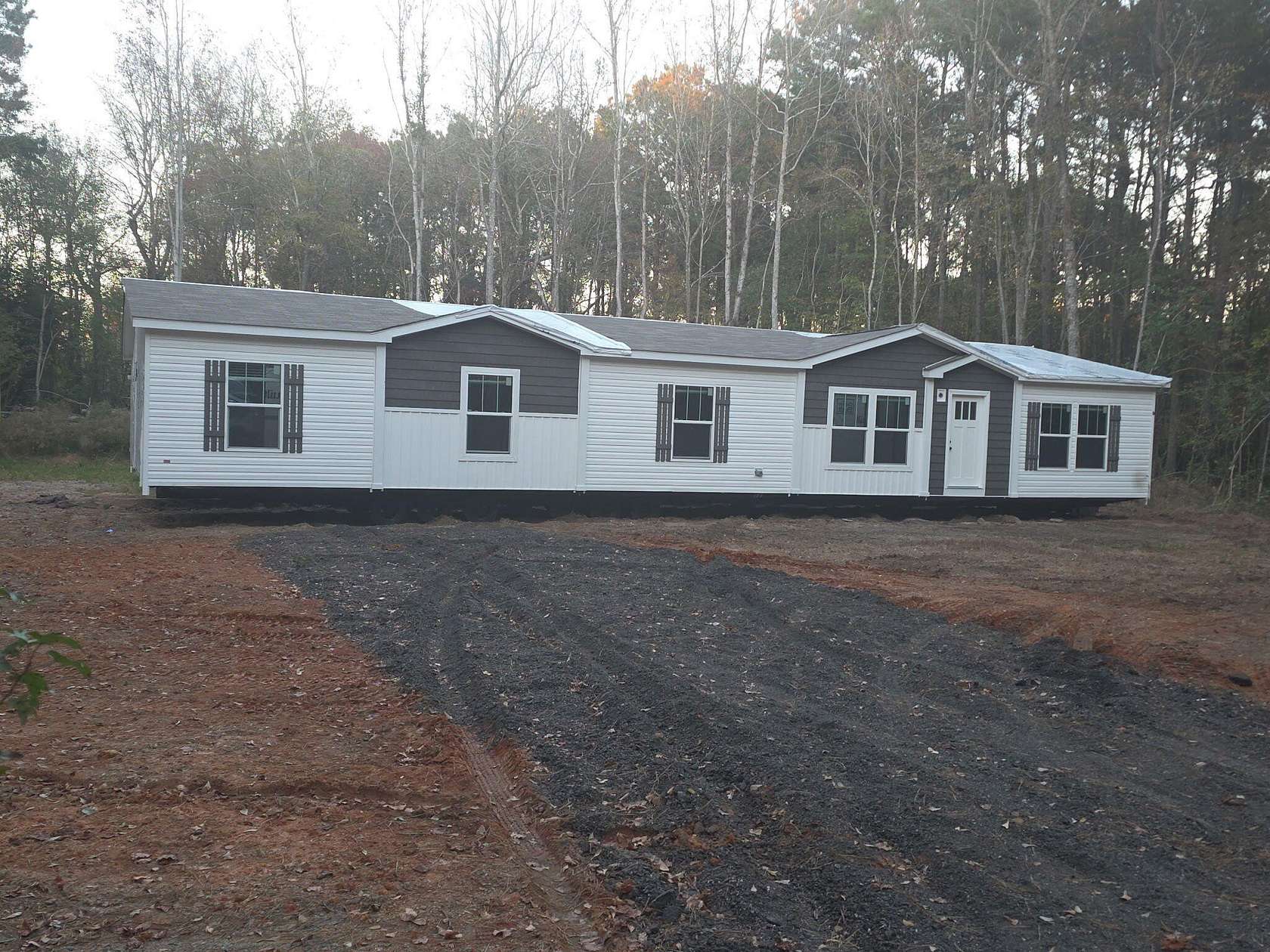 1.5 Acres of Residential Land with Home for Sale in Manning, South Carolina