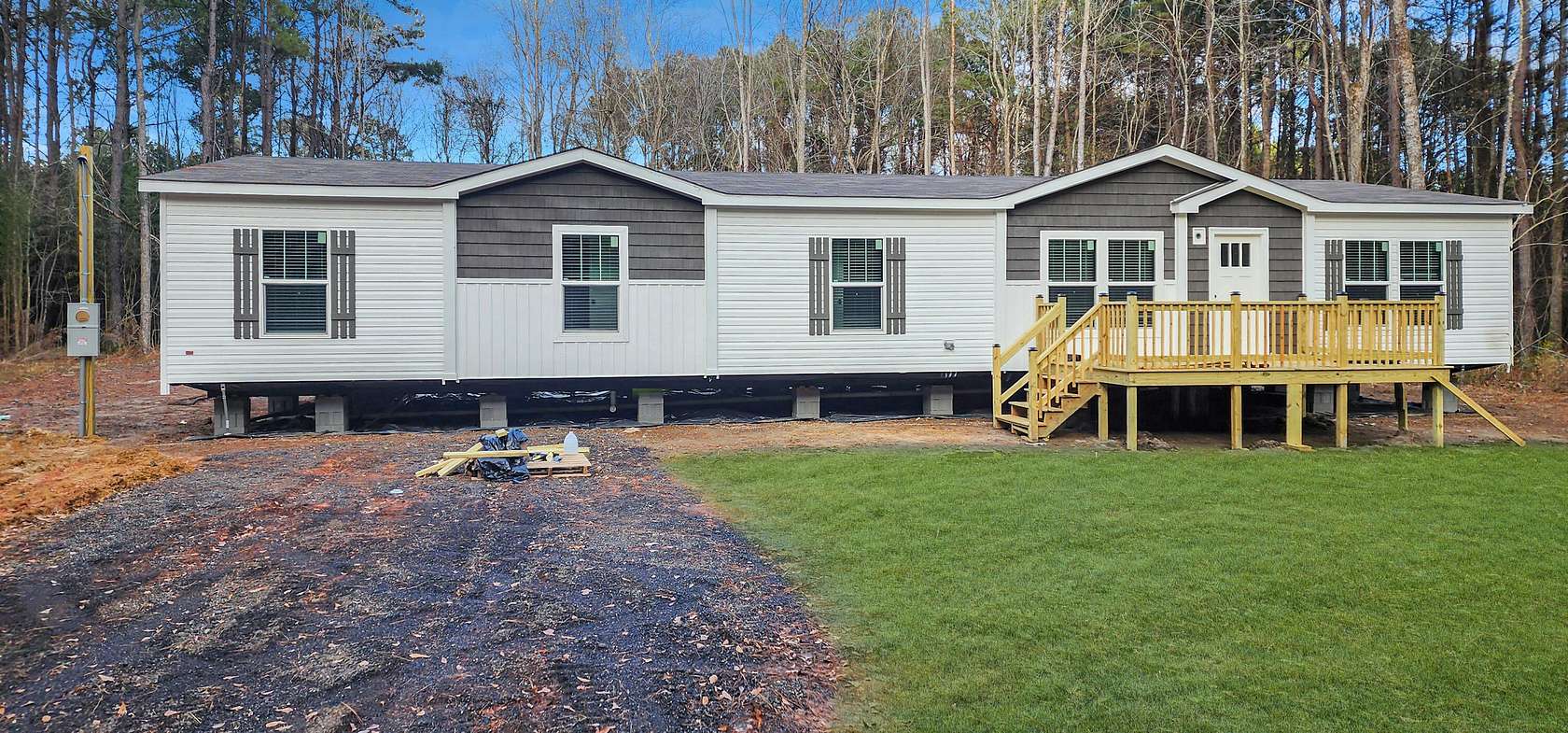 1.5 Acres of Land with Home for Sale in Manning, South Carolina