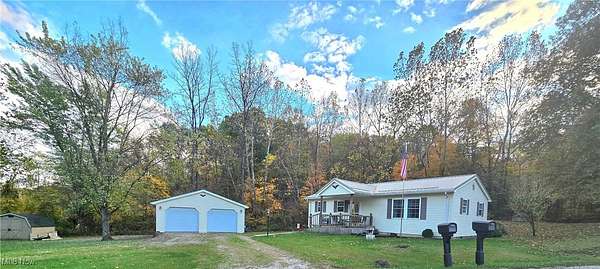 4.8 Acres of Residential Land with Home for Sale in Mount Perry, Ohio