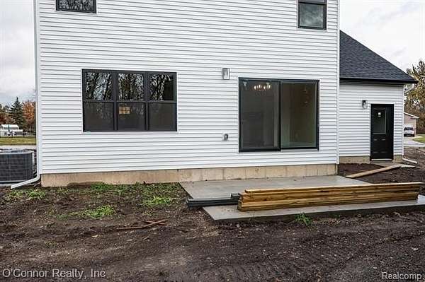 0.4 Acres of Residential Land with Home for Sale in Marysville, Michigan