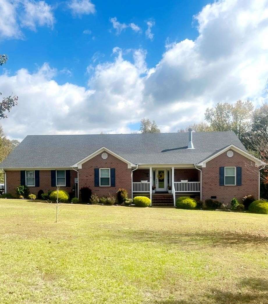 2.6 Acres of Land with Home for Sale in Savannah, Tennessee
