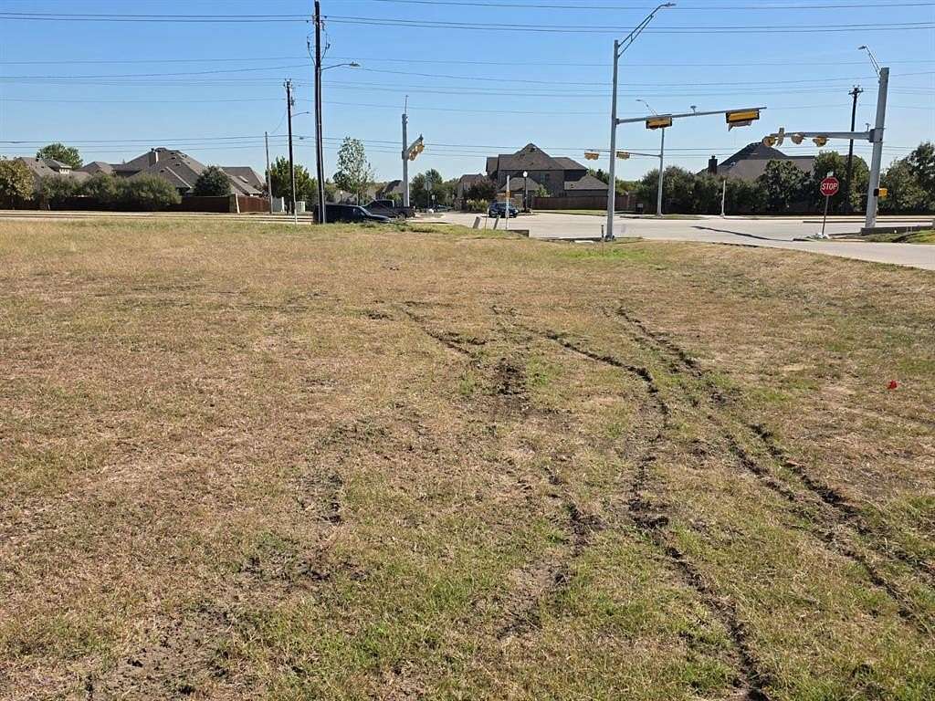 2 Acres of Residential Land for Sale in Oak Point, Texas