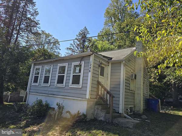 3.56 Acres of Residential Land with Home for Sale in Middletown, Maryland