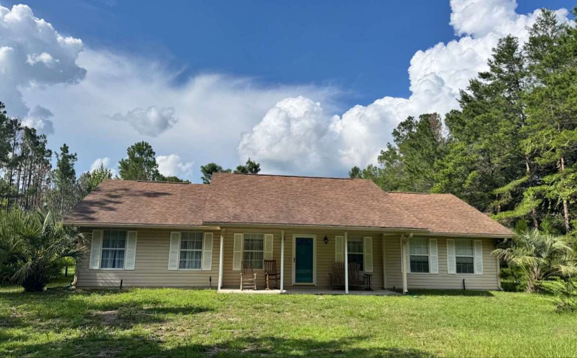 4.75 Acres of Residential Land with Home for Sale in Live Oak, Florida