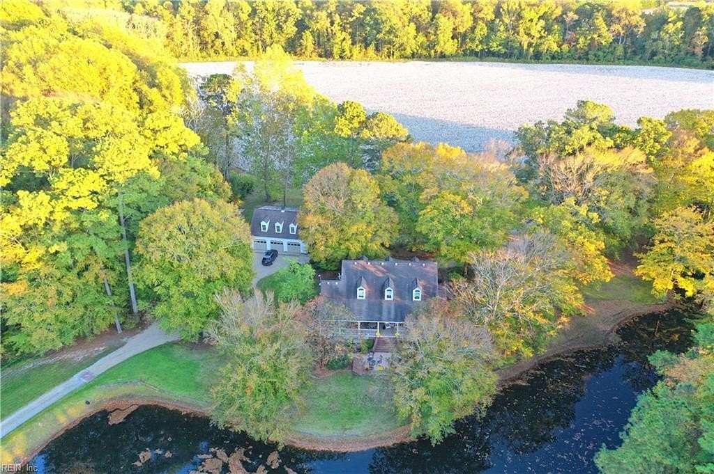 12 Acres of Land with Home for Sale in Windsor, Virginia