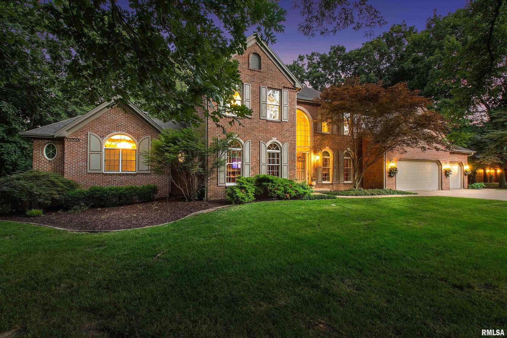 1.87 Acres of Residential Land with Home for Sale in Peoria, Illinois