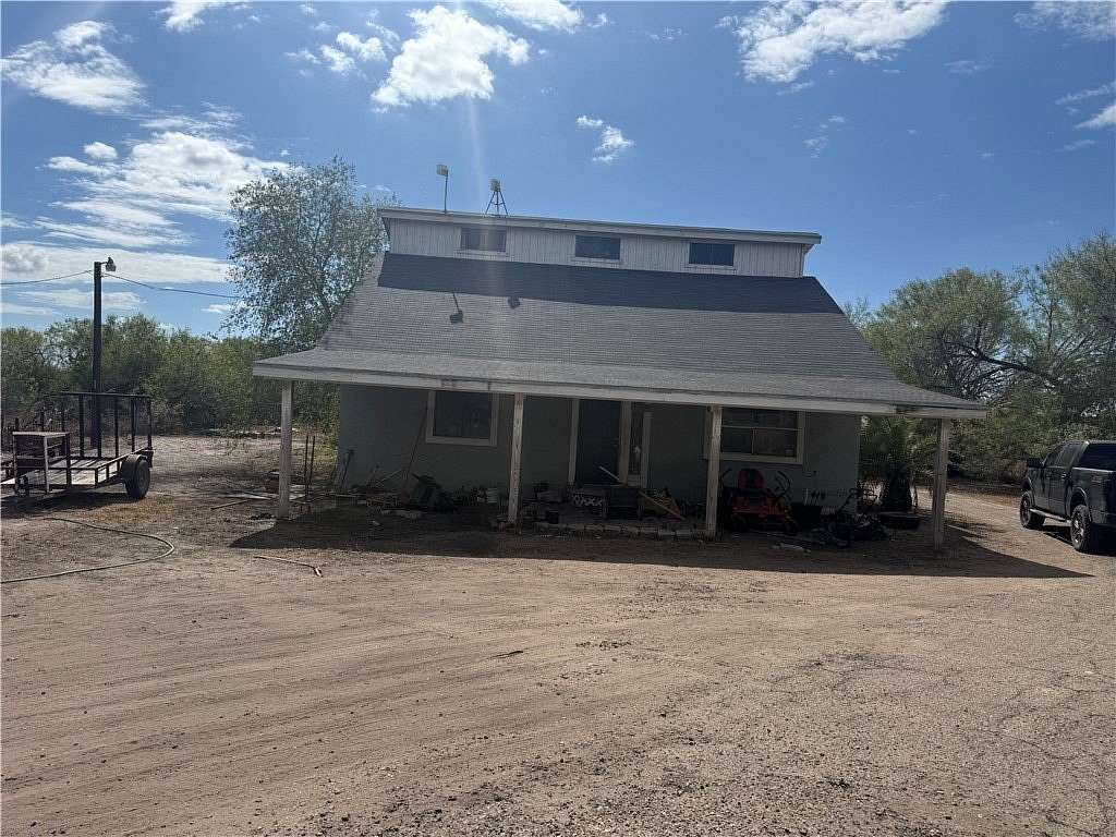 1.5 Acres of Residential Land with Home for Sale in Orange Grove, Texas