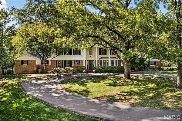 2 Acres of Residential Land with Home for Sale in Creve Coeur, Missouri