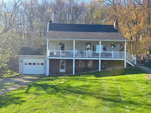 21 Acres of Agricultural Land with Home for Sale in Utica, Ohio