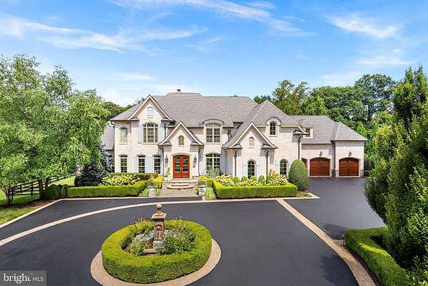 3.44 Acres of Residential Land with Home for Sale in Leesburg, Virginia