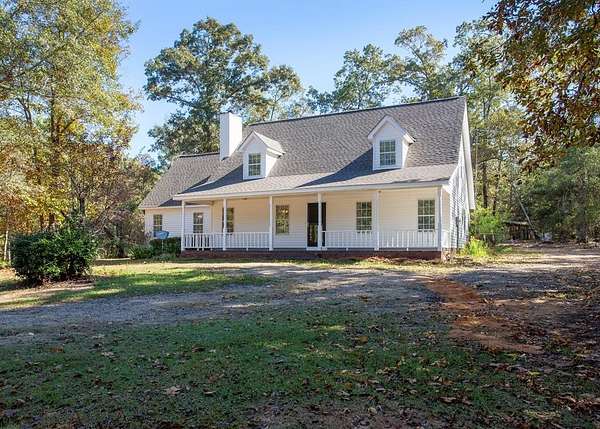 5 Acres of Residential Land with Home for Sale in Clopton, Alabama