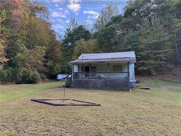 39 Acres of Recreational Land with Home for Sale in Maysel, West Virginia