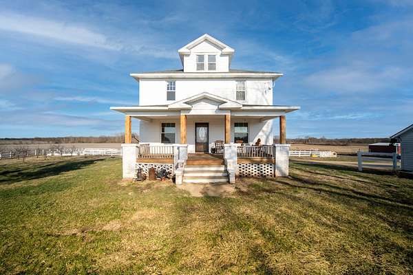 2 Acres of Residential Land with Home for Sale in Amboy, Illinois