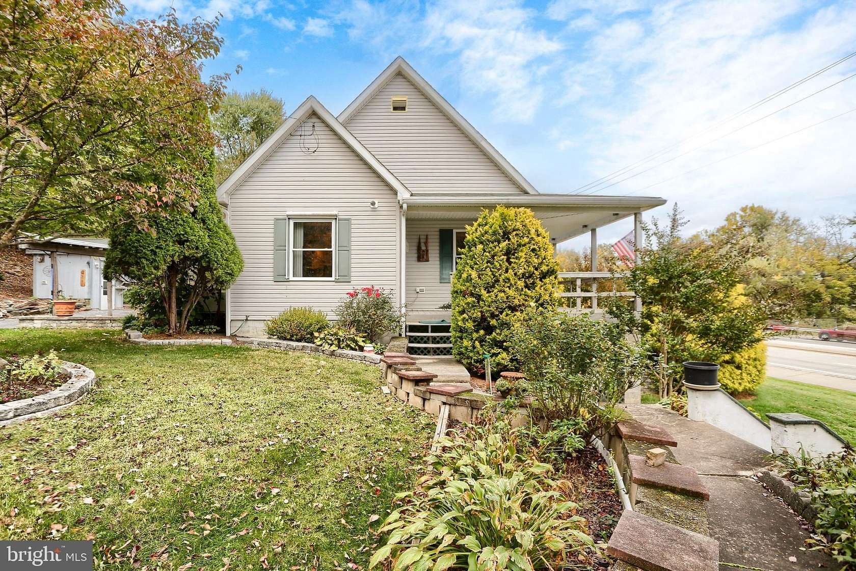 4.33 Acres of Residential Land with Home for Sale in Liverpool, Pennsylvania