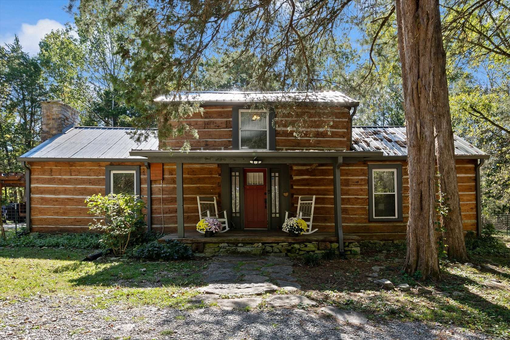 3.2 Acres of Residential Land with Home for Sale in Christiana, Tennessee