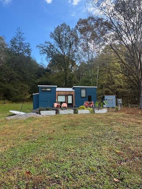 23.5 Acres of Recreational Land for Sale in Bloomington Springs, Tennessee