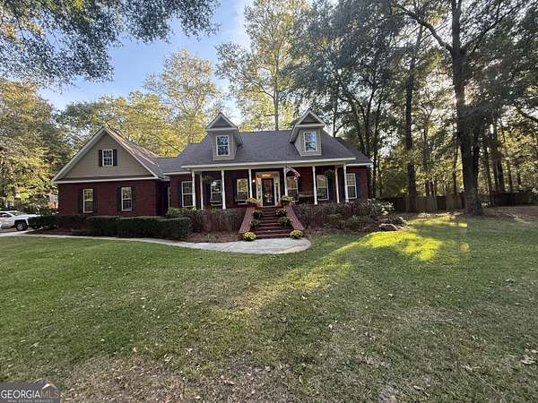 1.55 Acres of Residential Land with Home for Sale in Dublin, Georgia