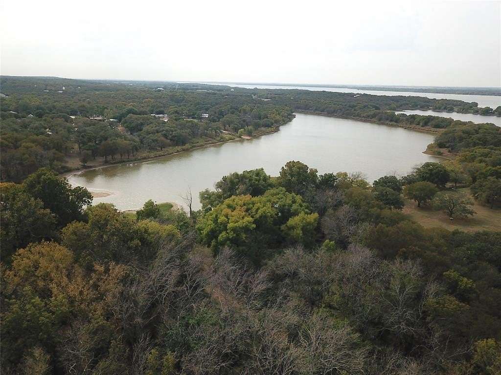 0.97 Acres of Residential Land for Sale in Valley View, Texas