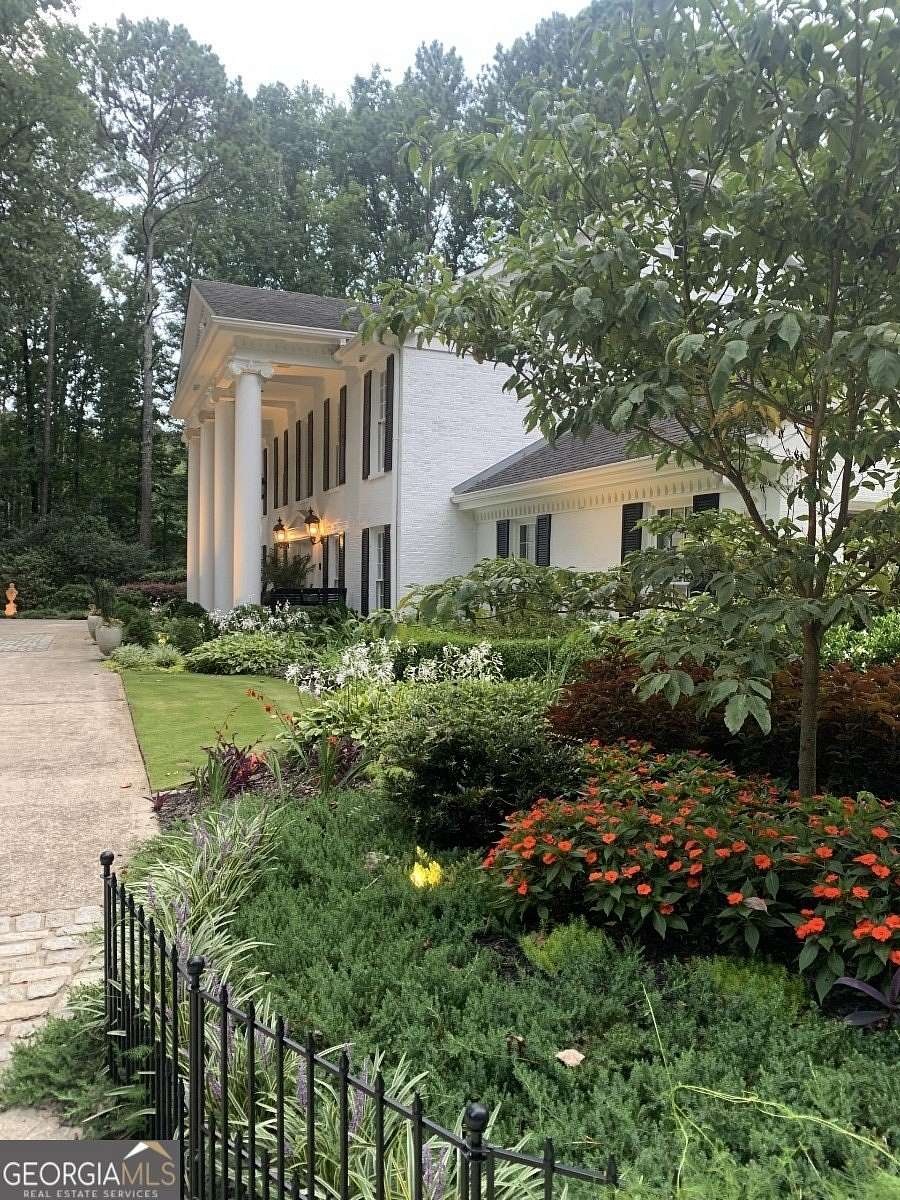 3.18 Acres of Land with Home for Sale in Stone Mountain, Georgia