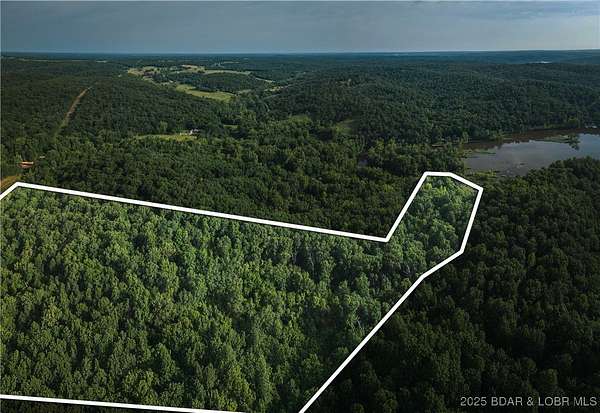 26.5 Acres of Recreational Land for Sale in Edwards, Missouri