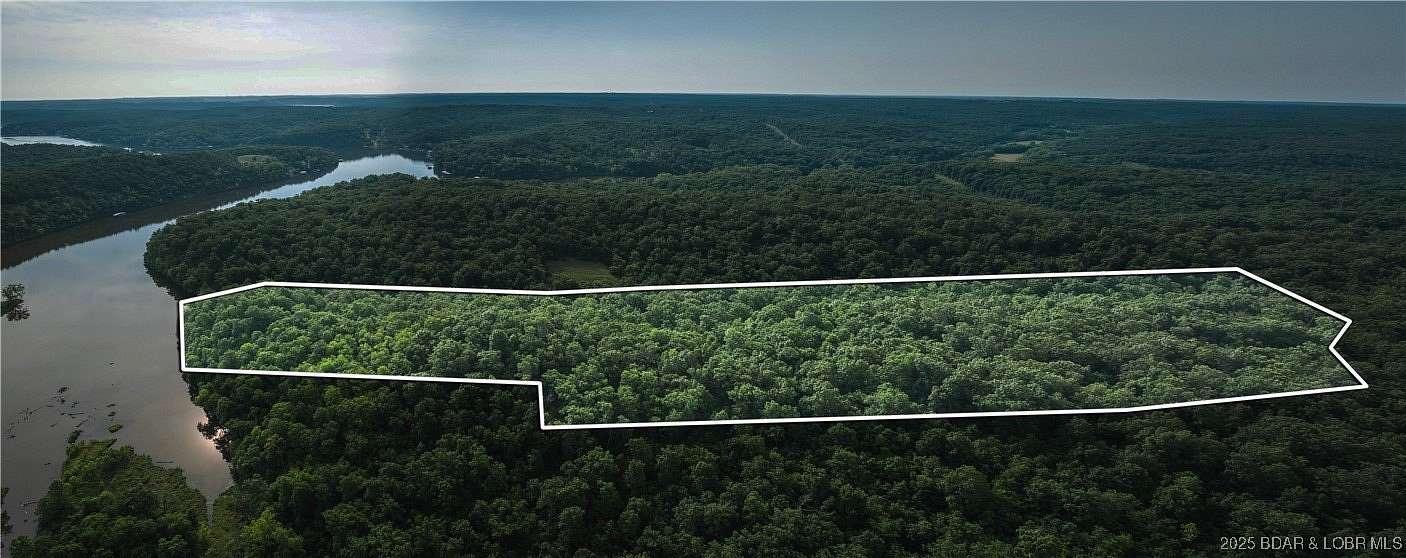25.5 Acres of Recreational Land for Sale in Edwards, Missouri