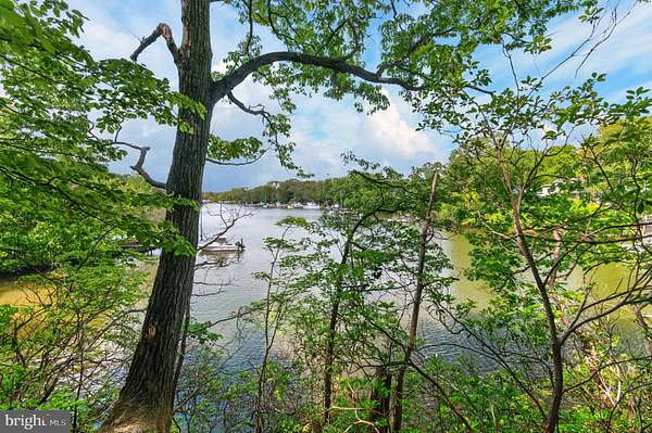 1.5 Acres of Land with Home for Sale in Arnold, Maryland