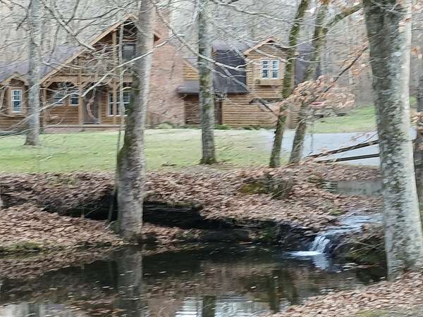 10 Acres of Land with Home for Sale in Franklin, Tennessee