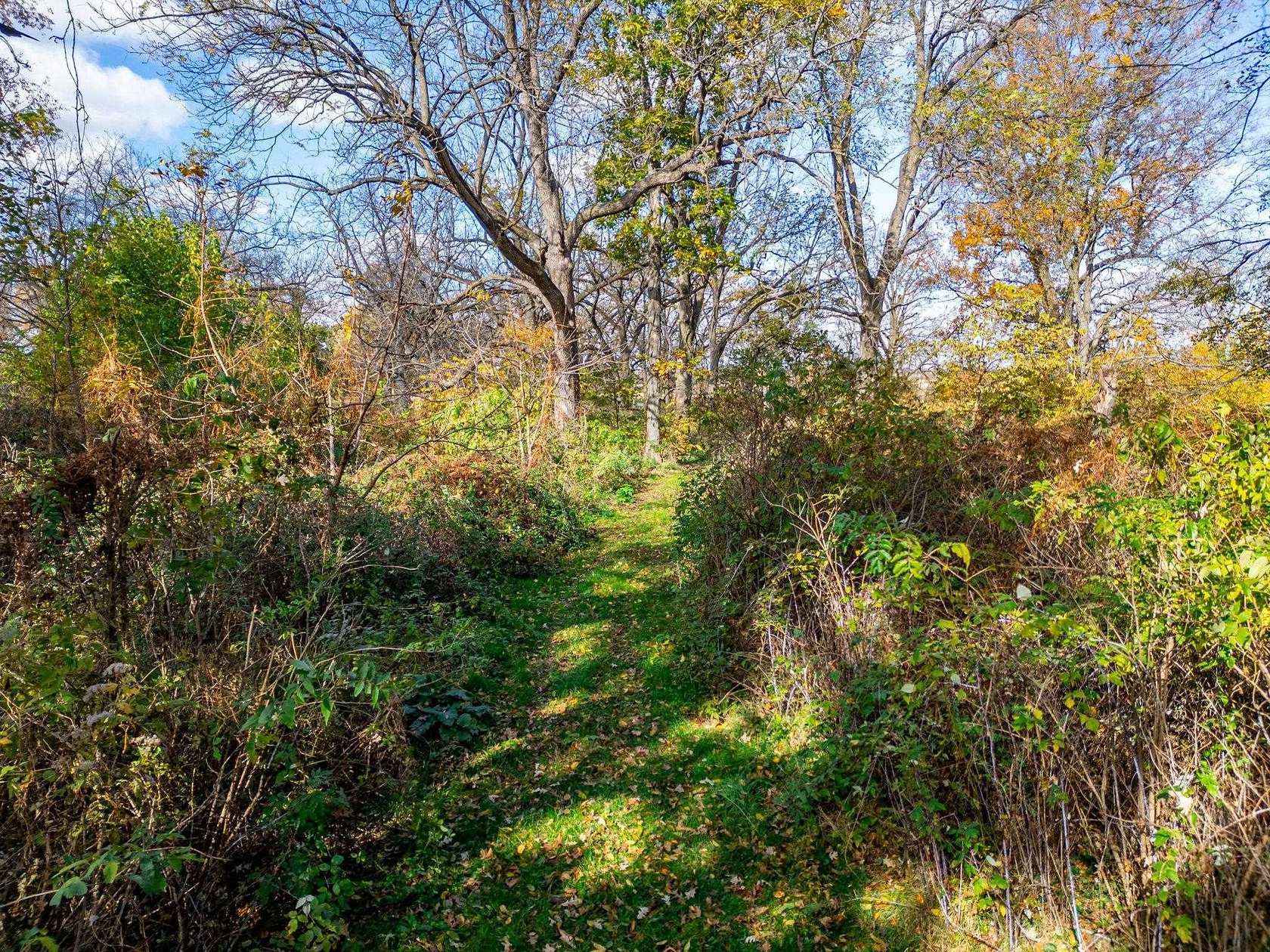 5 Acres of Land for Sale in Poplar Grove, Illinois