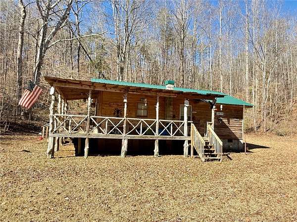 16.7 Acres of Recreational Land with Home for Sale in Westminster, South Carolina