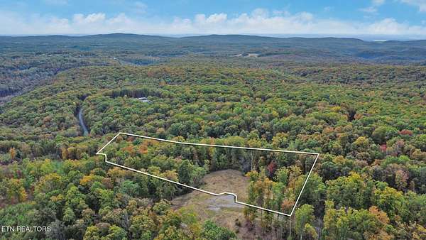 10 Acres of Land for Sale in Crab Orchard, Tennessee