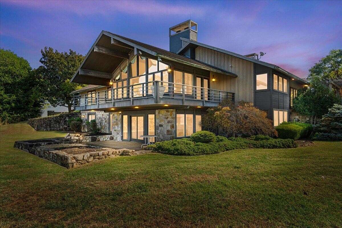 5 Acres of Land with Home for Sale in Morristown, Tennessee