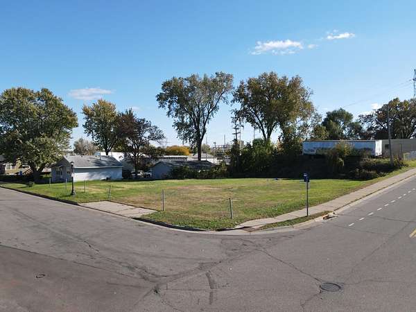 0.32 Acres of Commercial Land for Sale in St. Paul, Minnesota