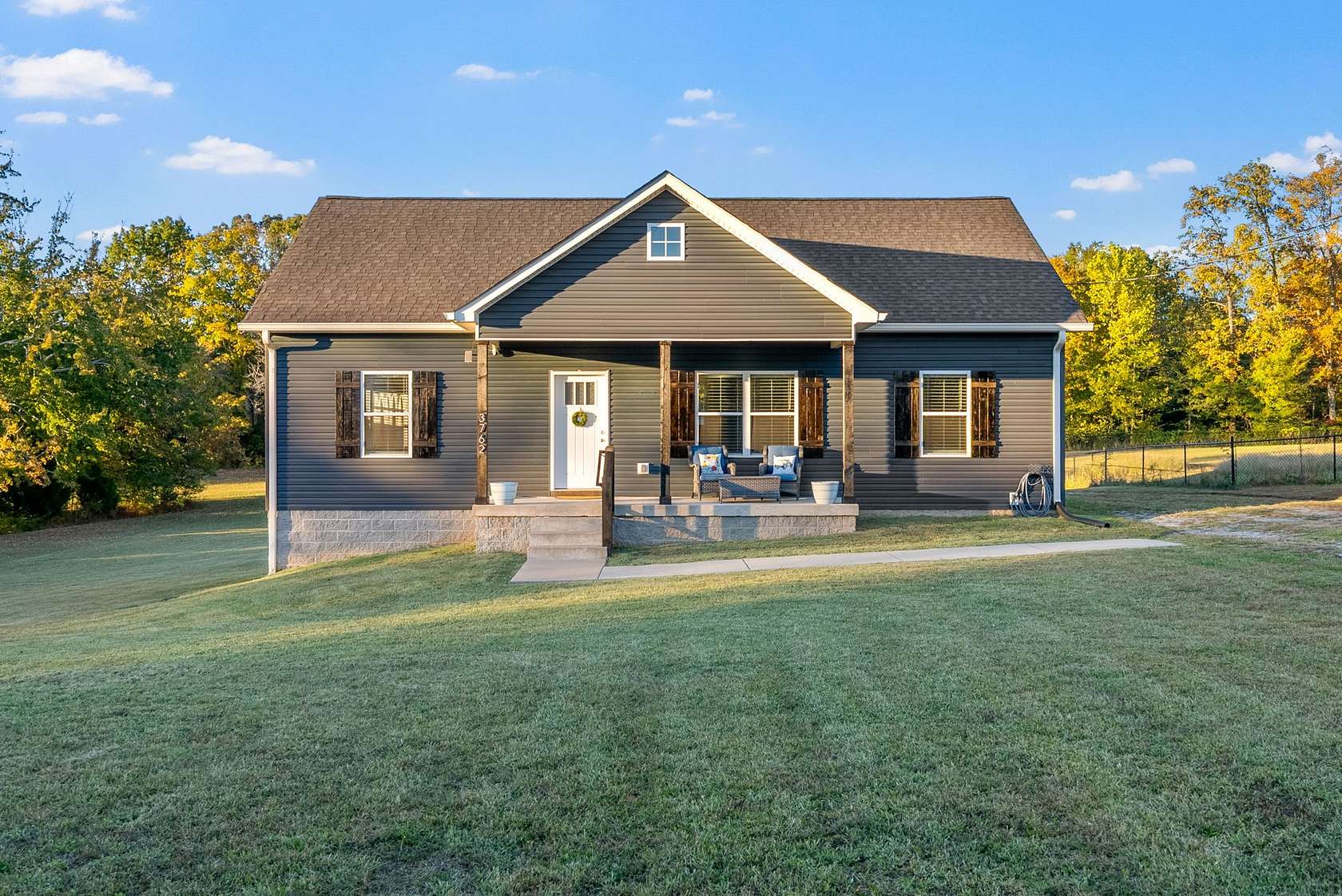 1.88 Acres of Residential Land with Home for Sale in Charlotte, Tennessee