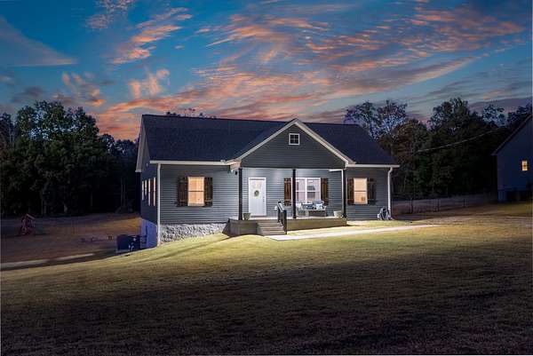 1.88 Acres of Residential Land with Home for Sale in Charlotte, Tennessee