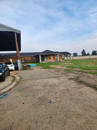 2.3 Acres of Residential Land with Home for Sale in Fresno, California